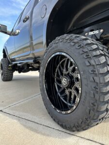 truck wheels and tires